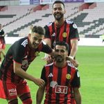 Kaya'dan müthiş giriş!
