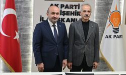 Abdulkadir Uraloğlu AK Parti İl Başkanlığı'nı ziyaret etti