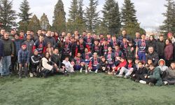 Dem-Dem’in bal tadında kupa sevinci