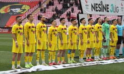 Es-Es zorlu dönemeçte