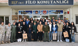 1'inci Ana Jet Üs Komutanlığı kapılarını öğrencilere açtı