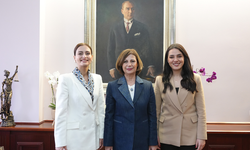 Bucak ve Korkuteli Başkanları Ayşe Ünlüce’yi ziyaret etti