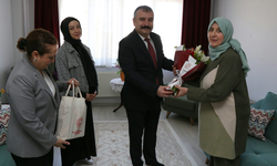 Orhan Bayrak'tan kadın gaziye ve şehit annesine ziyaret