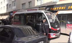 Eskişehir’de korkutan kaza: Dolmuş şoförü ile aile arasında tartışma çıktı