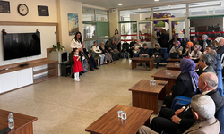 Eskişehir’de minik öğrencilerden büyüklerine ziyaret