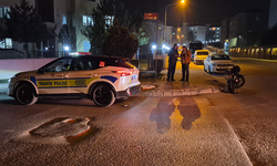 Eskişehir'de motosiklet ile servis aracı çarpıştı: 2 yaralı