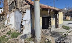 Eskişehir'de o mahalle tehlike saçıyor