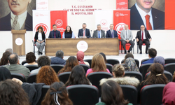 Eskişehir'de sosyal hizmet çalışanları bir araya geldi