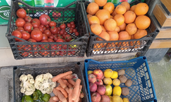 Eskişehir'de acı tablo: Vatandaş çürük sebze meyve alıyor