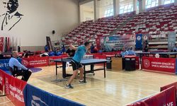 Eskişehir'de masa tenisi coşkusu yaşandı