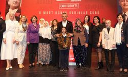 Özgür Özel: Eskişehir kadınların gücüyle örnek bir kent