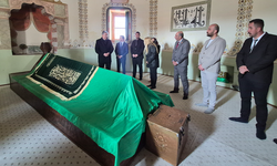 Vali Yılmaz Seyitgazi'de tarihi mekanları inceledi