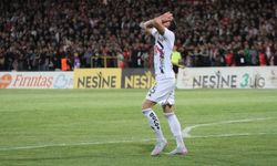 "Kaybettiğinde değil vazgeçtiğinde yenilirsin"