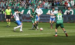 Bursaspor Ankara Demirspor karşısında ilk yarıyı önde kapattı