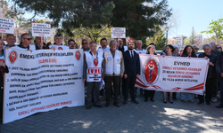 Emekli veteriner hekimlerden Eskişehir’de açıklama: “Açlık sınırı altında yaşıyoruz”