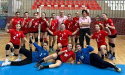 Eskişehir Hentbol kazanmaya devam ediyor