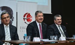 Eskişehir Valisi Yılmaz muhtarlarla bir araya geldi