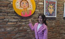 Eskişehir'de 9 yaşındaki ressamdan renkli sergi