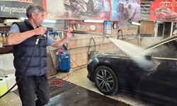 Eskişehir'de oto yıkamacılar iş yoğunluğu arttı