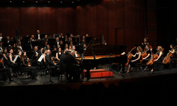 Eskişehir'de sanatseverler unutulmaz bir akşam yaşadı