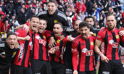 Eskişehirspor lider Kütahyaspor’u resmen dağıttı