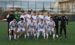 Genç Şimşekler Bodrum FK önünde