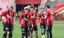 Eskişehirspor ideal 11’ine dönüyor