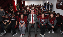 Kazım Kurt öğrencilerle samimi bir söyleşi gerçekleştirdi