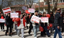 "Otizm İçin Kırmızı Kampüs Yürüyüşü" gerçekleşti