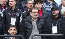 Teknik Patron Hakan Şapçı tribünde büyük sevinç yaşadı