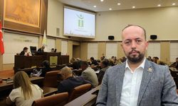 “Tepebaşı’nın parası maalesef kentsel yatırımlara değil, Ahmet Ataç’ın seçim kampanyasına gitmişti”