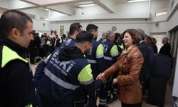 Başkan Ünlüce belediye personelleriyle bayramlaştı
