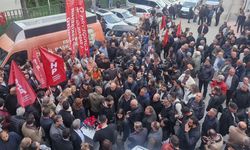 CHP’liler İl Başkanlığı önünde toplanıyor: Ankara’ya otobüs kaldırılacak