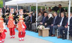 Eskişehir'de Doktor Mustafa Çamkoru Ortaokulu törenle hizmete açıldı