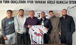 Eskişehirsporlu oyunculardan EASKF ziyareti