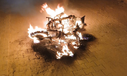 Eskişehir’de ailesine kızıp motosikletini ateşe verdi
