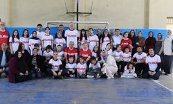 Eskişehir’de anlamlı proje: Özel çocuklar hentbolla sosyalleşiyor