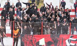 Eskişehirspor taraftarı Ayvalık’ta takımını yalnız bırakmadı