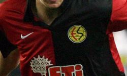 Bir zamanlar Eskişehirspor'da da oynadı: Kırmızı bültenle aranıyor