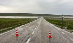 Günyüzü-Polatlı yolunda sel alarmı: Yol trafiğe kapatıldı