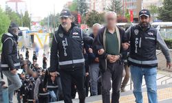 Tepebaşı Belediyesi’nde operasyon: 25 şüpheli adliyeye çıkarıldı