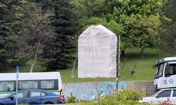 Yenikent Parkı’ndaki gizemli yapı merak uyandırdı