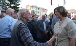 Başkan Ünlüce Muharrem iftarında vatandaşlarla aynı sofrayı paylaştı