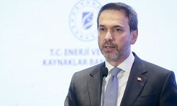 Bakan Bayraktar: 30 milyar dolarla 30 bin kilometre iletim hattı kurulacak