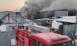 Eskişehir’de geri dönüşüm tesisinde yangın çıktı