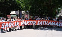 Eskişehir’de özelleştirmelere karşı insan zinciri oluşturuldu