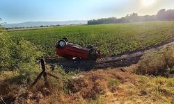 Eskişehir’de otomobil pancar tarlasına uçtu: 2 yaralı