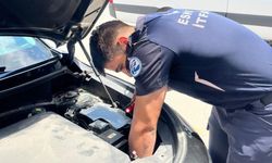 Motor bölümüne kedi sıkıştı: Kurtarıcısı Eskişehir itfaiye ekibi oldu