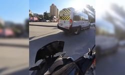 Eskişehir’de servis aracı ters yöne girdi