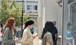Eskişehir'de YKS’ye son anda yetişenler de oldu, saniyelerle kaçıranlar da